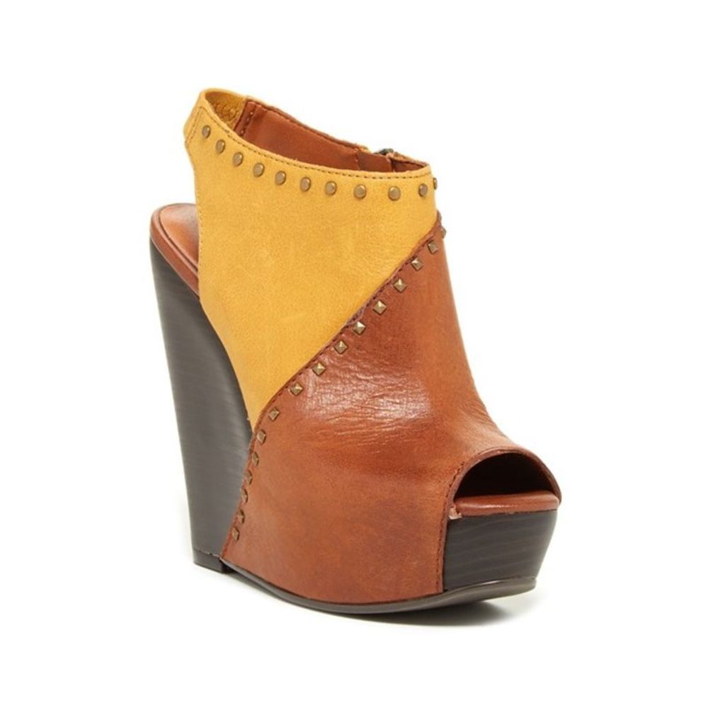 Lucky Brand Two-Tone Brown and Mustard Wedge Sandals
